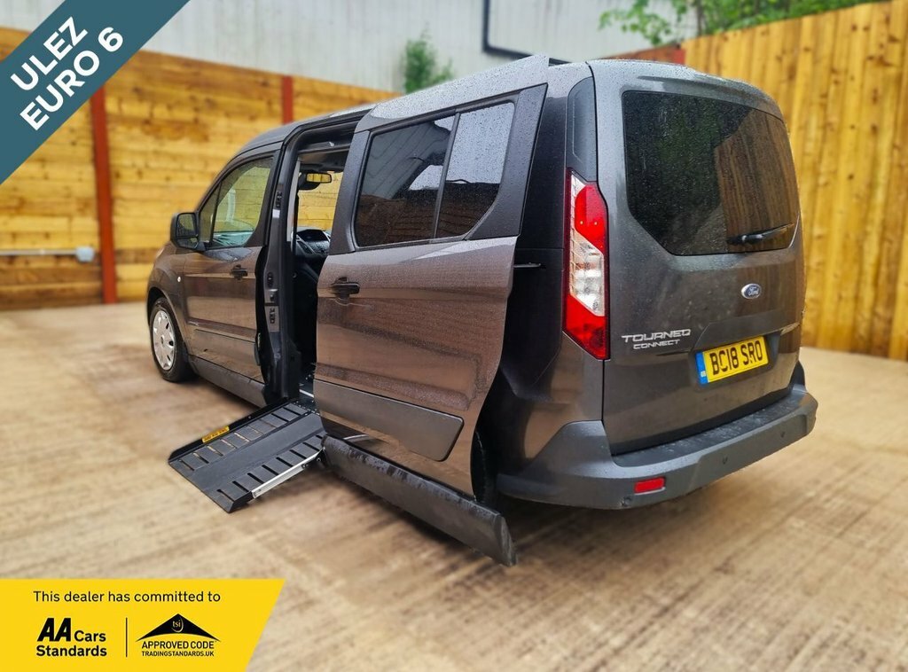 Ford Grand Tourneo Connect 1.5L Zetec Grey