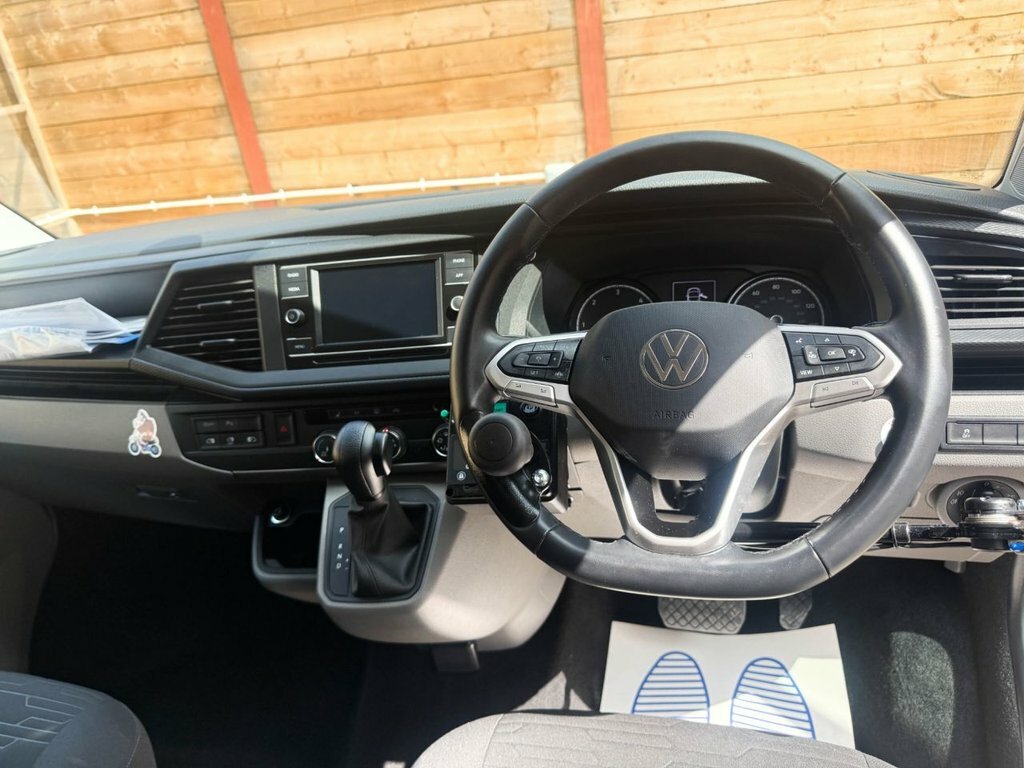 Volkswagen Transporter 2L Se Black #2