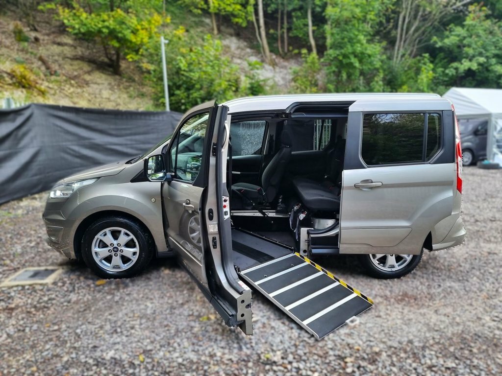 Ford Tourneo Connect 1L Titanium Silver #3