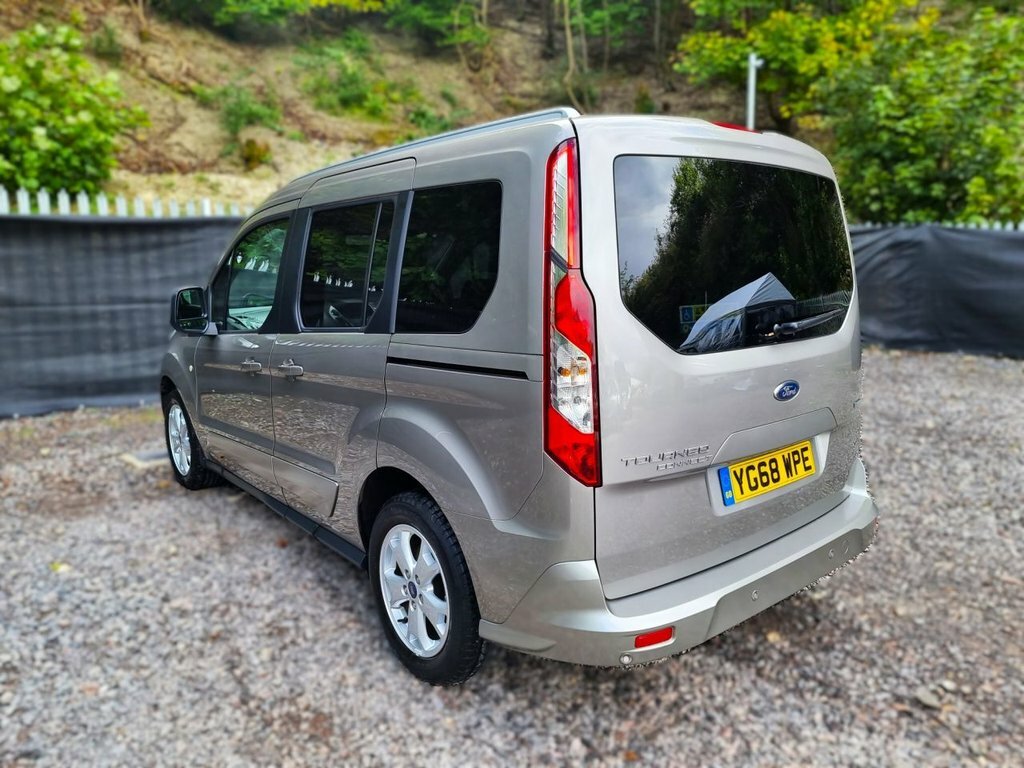 Ford Tourneo Connect  Grey #11