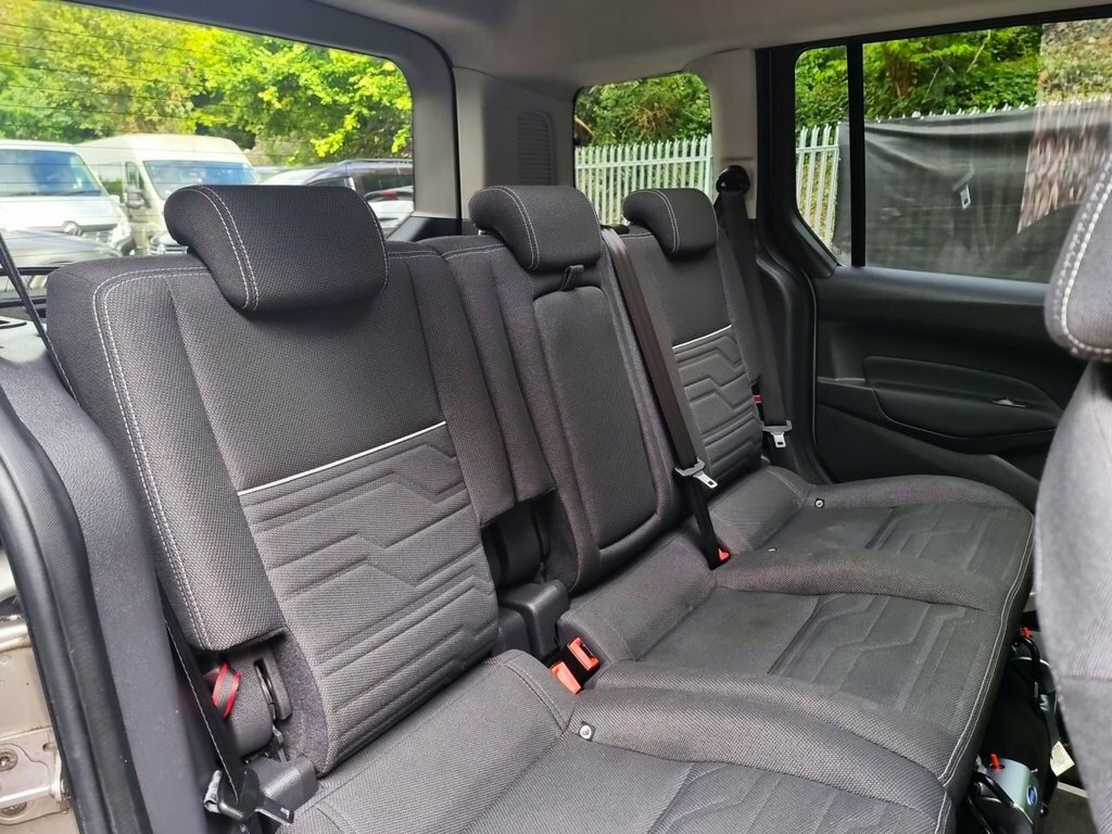 Ford Tourneo Connect  Grey #18
