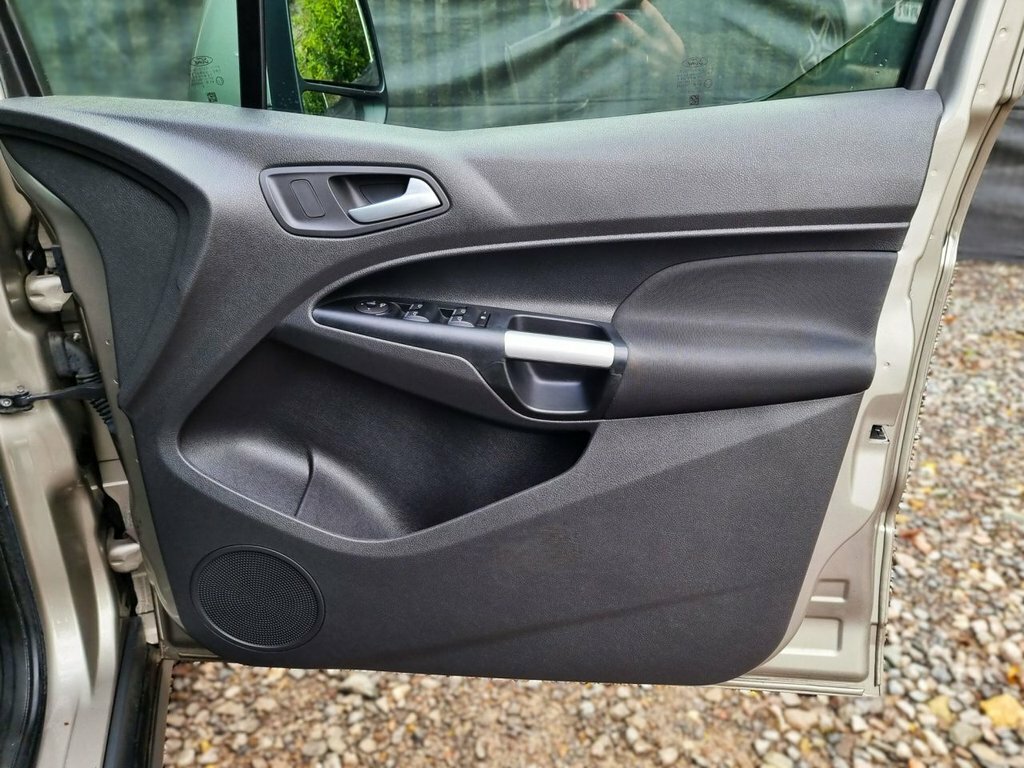 Ford Tourneo Connect  Grey #22
