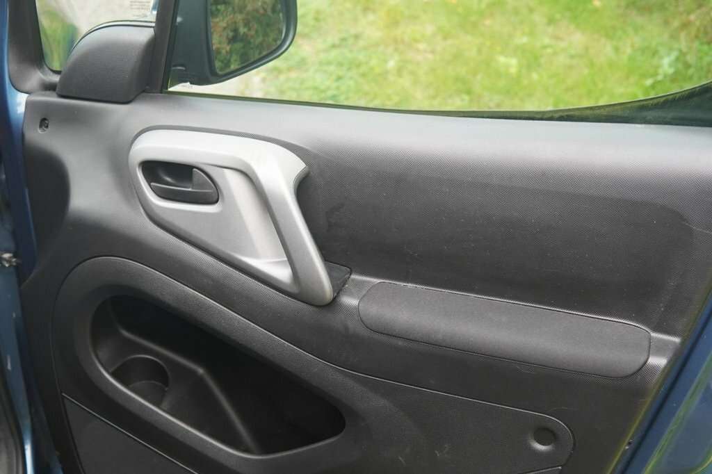 Peugeot Partner Tepee 1.2 Puretech 110 Active Grey #27