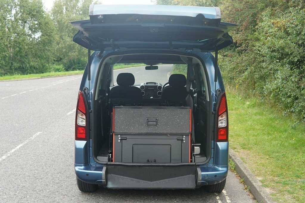 Peugeot Partner Tepee 1.2 Puretech 110 Active Grey #13