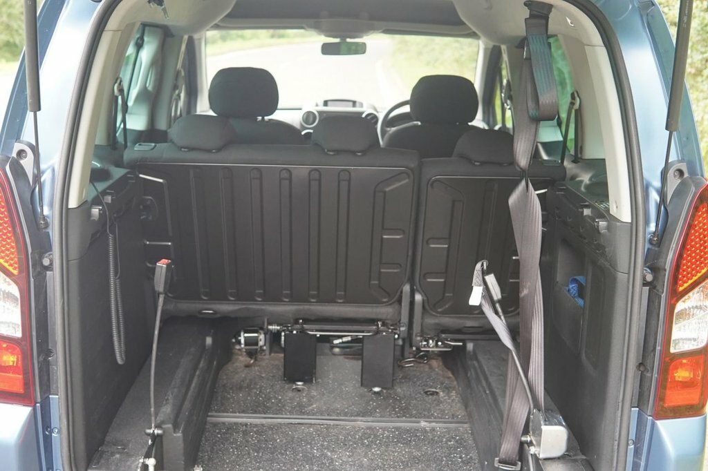 Peugeot Partner Tepee 1.2 Puretech 110 Active Grey #17