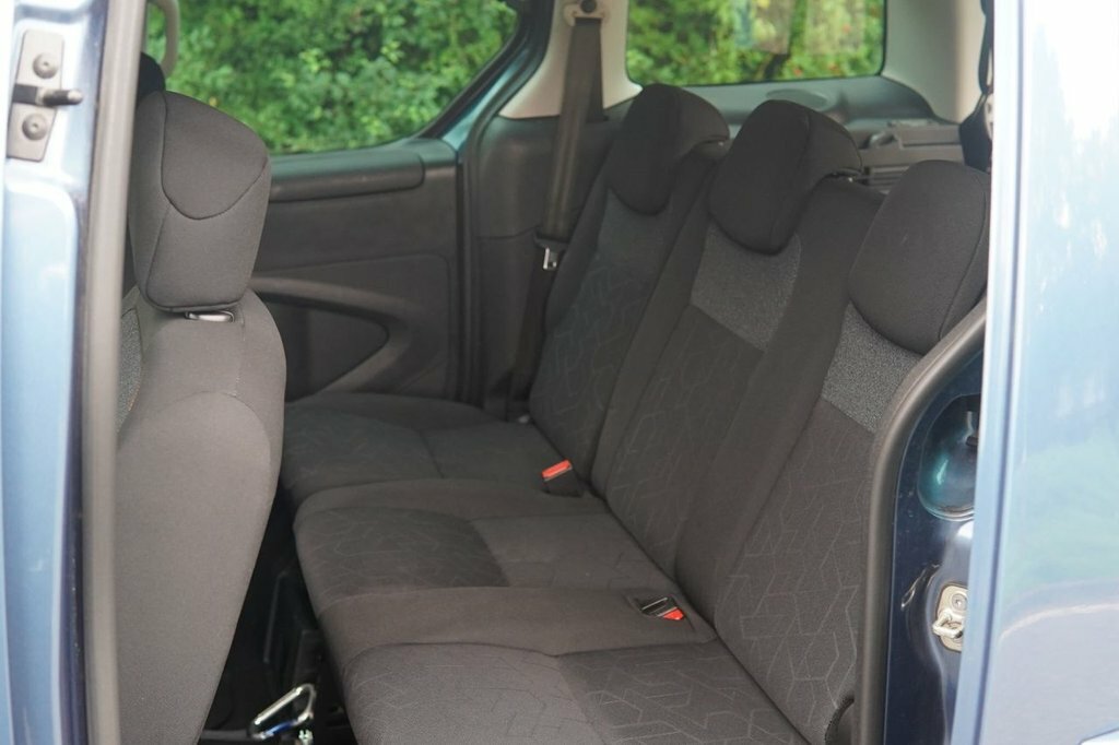 Peugeot Partner Tepee 1.2 Puretech 110 Active Grey #23
