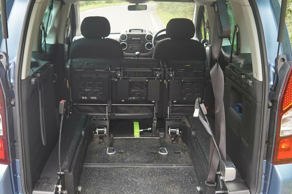 Peugeot Partner Tepee 1.2 Puretech 110 Active Grey #15