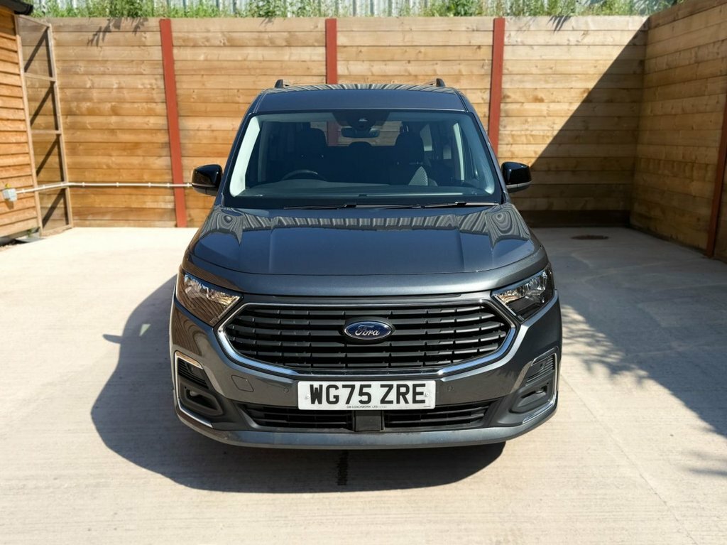 Ford Grand Tourneo Connect 2L Titanium Grey #4