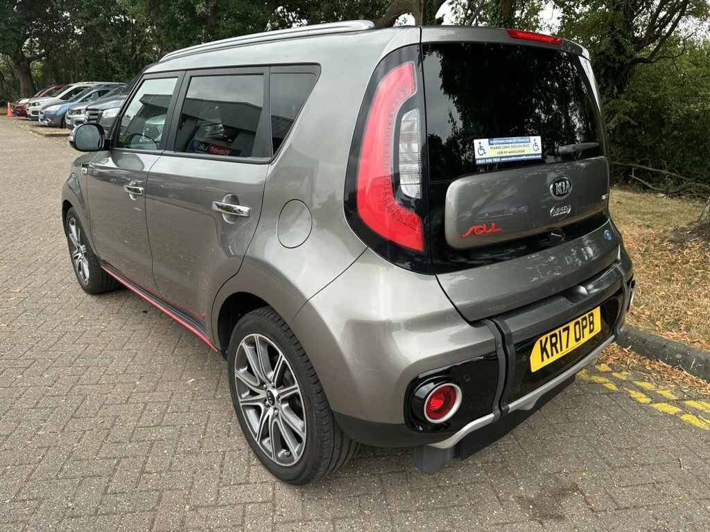 Kia Soul 1.6L Sport Silver #2