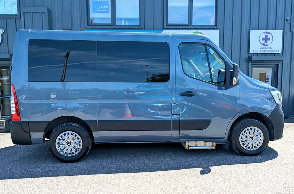 Renault Master Dci 135Ps Business 7 Seats Fwd Lwb Euro 6 With Toi White #8