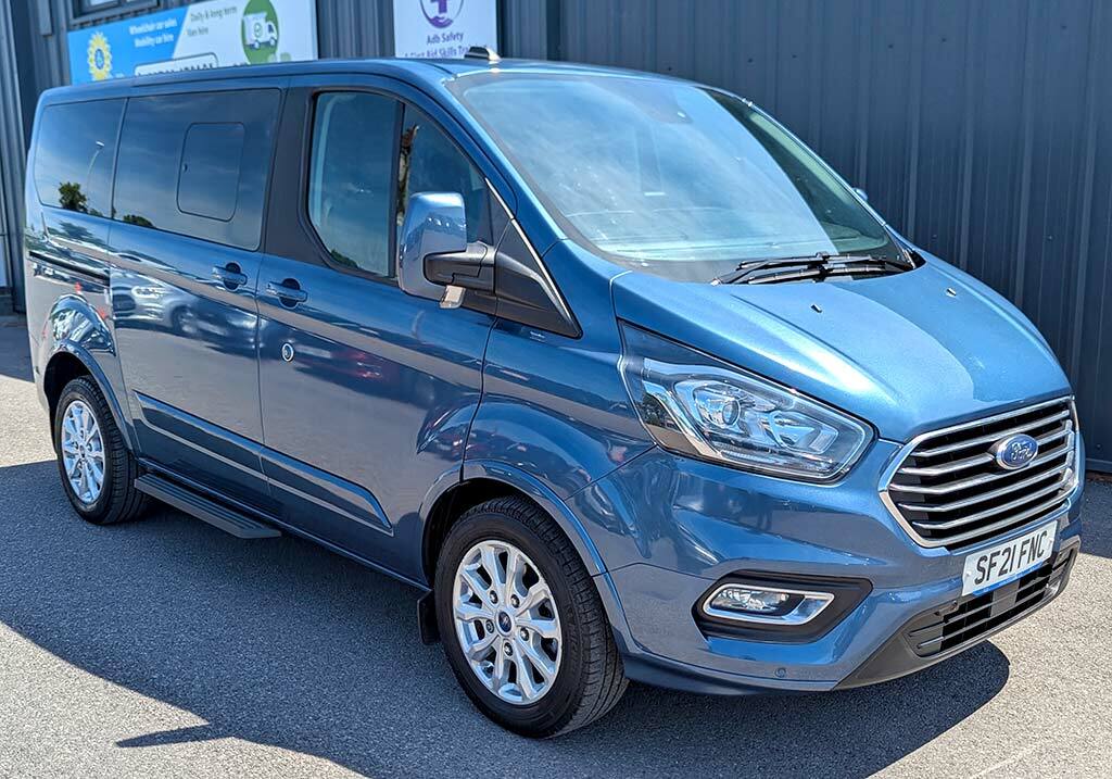 Ford Tourneo Custom 2.0 Low Roof Titanium Wav #2