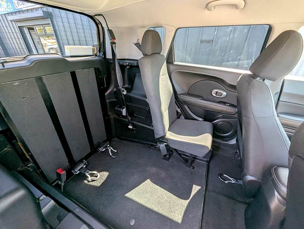 Kia Soul Hatchback Silver #26