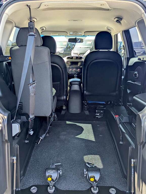 Kia Soul Hatchback Silver #25