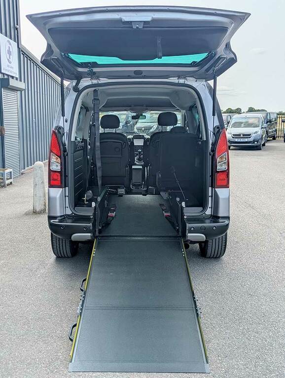 Citroen Berlingo Multispace 1.6 Bluehdi Xtr Black #8