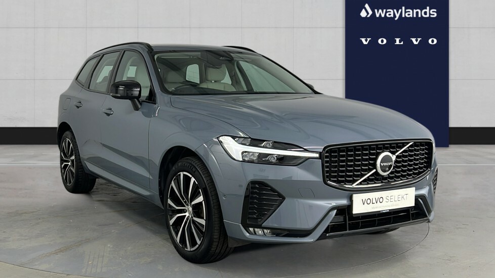 Volvo XC60 Plus, B4 Mild Hybrid, Dark Grey