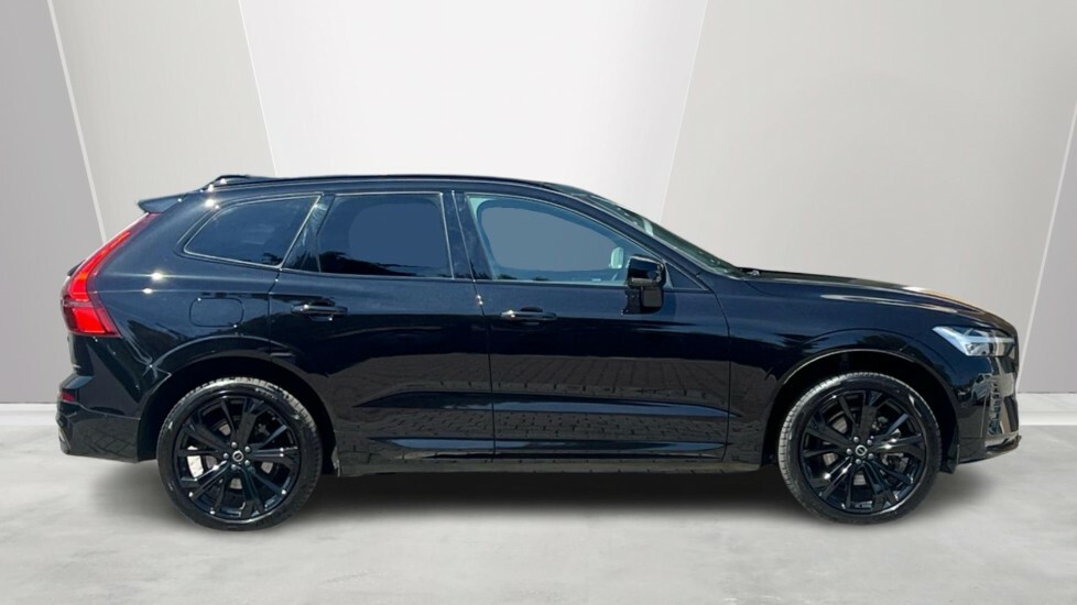 Volvo XC60 Ultr Blk Ed B5 Mhev Awd A OE75YVN Black #3