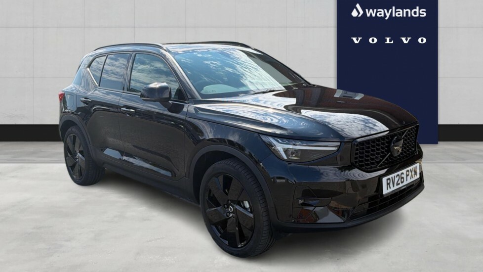 Volvo XC40 Black Edition Ultra, B3 Mild Hybrid, RV26PXM Black