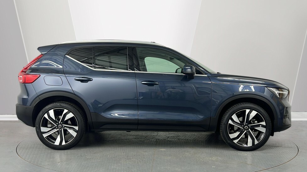 Volvo XC40 B4 Ultra, Mild Hybrid, Brightpanroof, 360 RO75MLF Blue #3