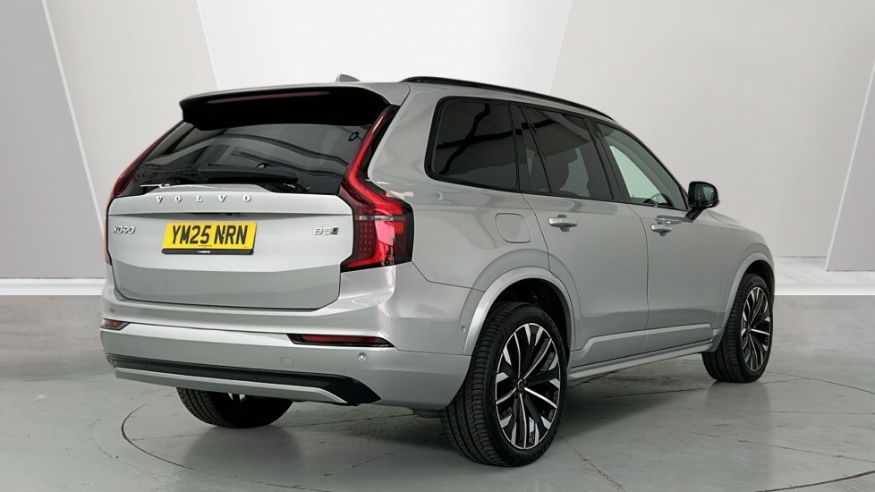 Volvo XC90 Ultra, B5 Awd Mild Hybrid, Dark, 7 Seats YM25NRN Silver #2