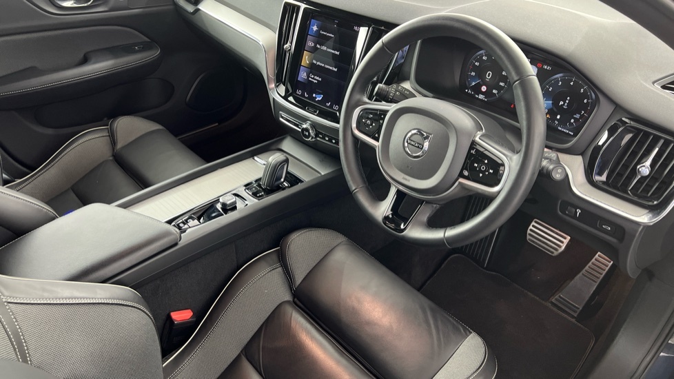 Volvo V60 R-design, B3 Mild Hybrid Blue #4