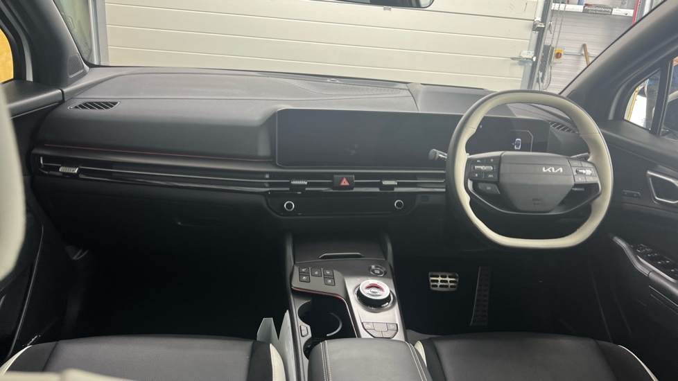 Kia Sportage 1.6T Gdi Hev Gt-line S LA75DME White #6
