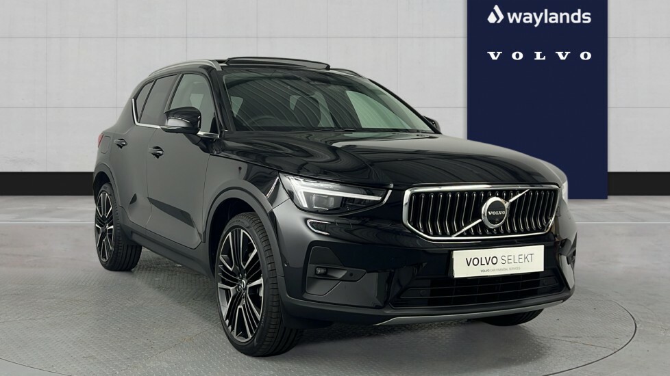 Volvo XC40 B4 Ultra, Mild Hybrid, Bright21 Alloys, Black