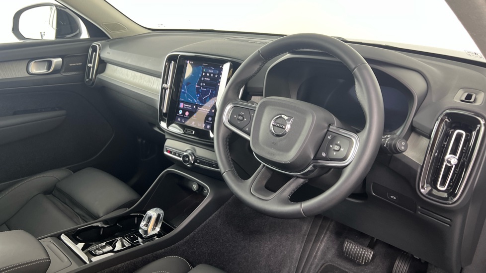 Volvo XC40 B4 Ultra, Mild Hybrid, Bright21 Alloys, WD75DTX Black #4