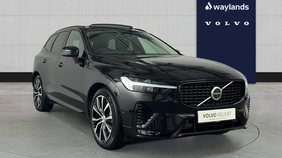Volvo XC60 B5 Ultra, Awd Mild Hybrid, Darkpanroof, A Black