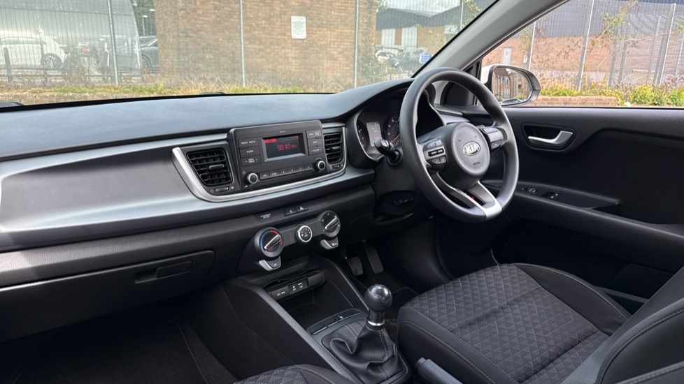 Kia RIO 1.25 1 KY70FGU White #3