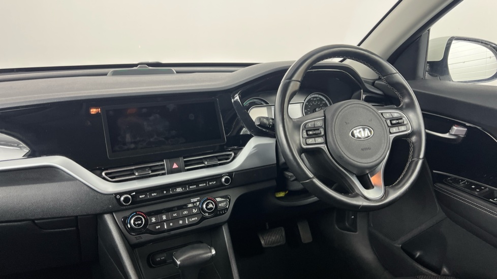 Kia Niro 1.6 Gdi 3 Phev AO20OWU White #6