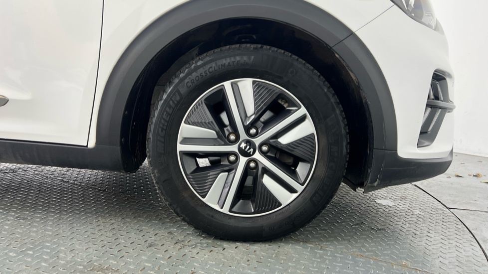 Kia Niro 1.6 Gdi 3 Phev AO20OWU White #5