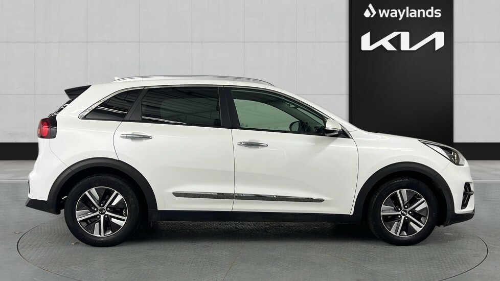 Kia Niro 1.6 Gdi 3 Phev AO20OWU White #4