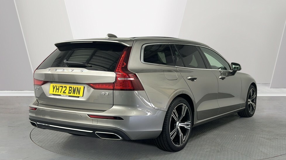 Volvo V60 B3 Inscription, Mild Hybridpanroof, 360 Camera, Grey #2