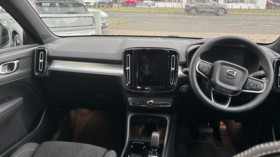 Volvo XC40 Plus, B3 Mild Hybrid, Dark OW26YYA White #5