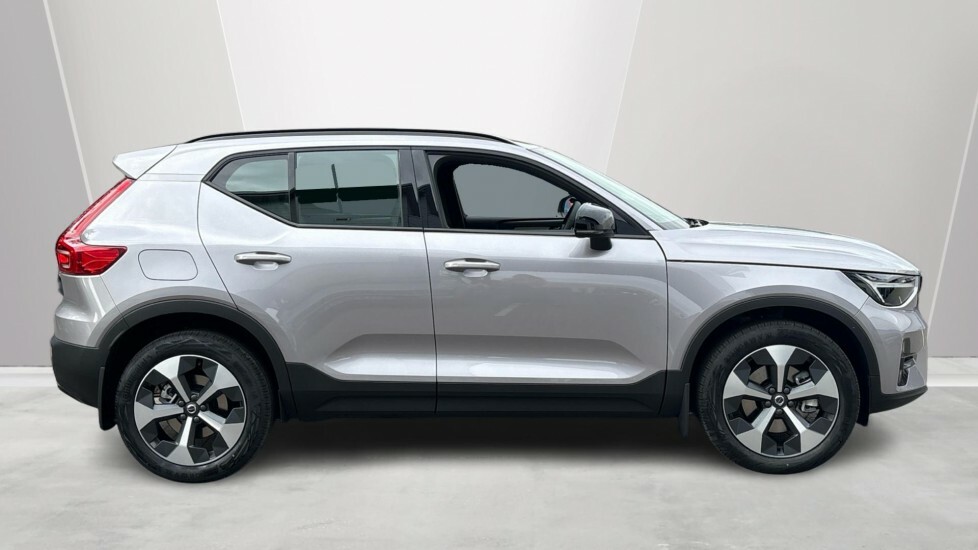 Volvo XC40 Plus, B3 Mild Hybrid, Dark OW26ZHY Silver #3