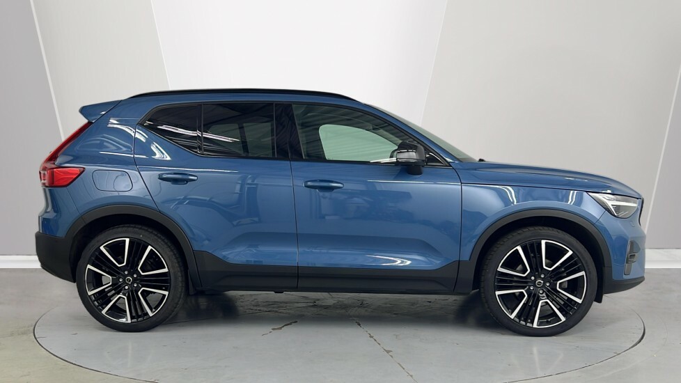 Volvo XC40 Ultra, B4 Mild Hybrid, Dark RF74ZNS Blue #3