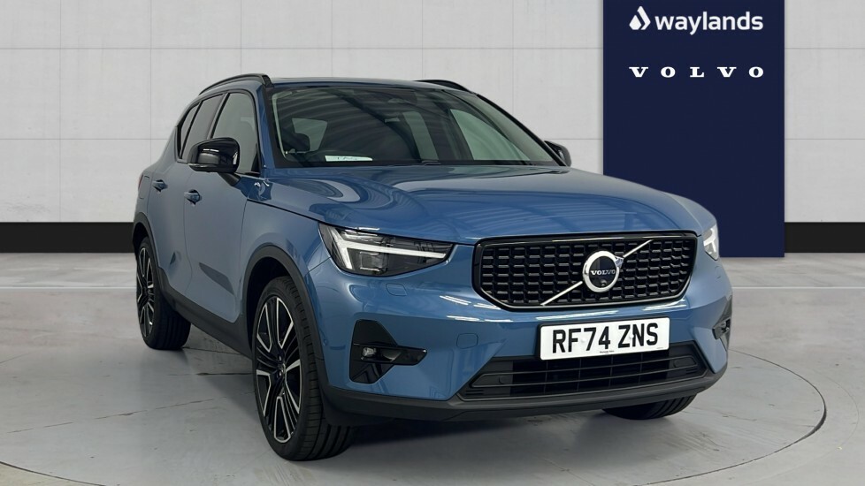 Volvo XC40 Ultra, B4 Mild Hybrid, Dark Blue