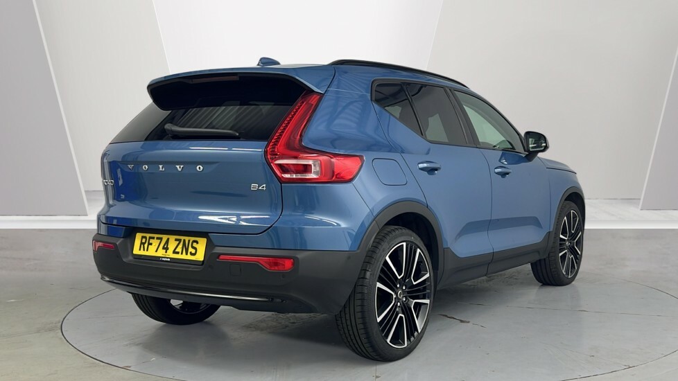 Volvo XC40 Ultra, B4 Mild Hybrid, Dark RF74ZNS Blue #2