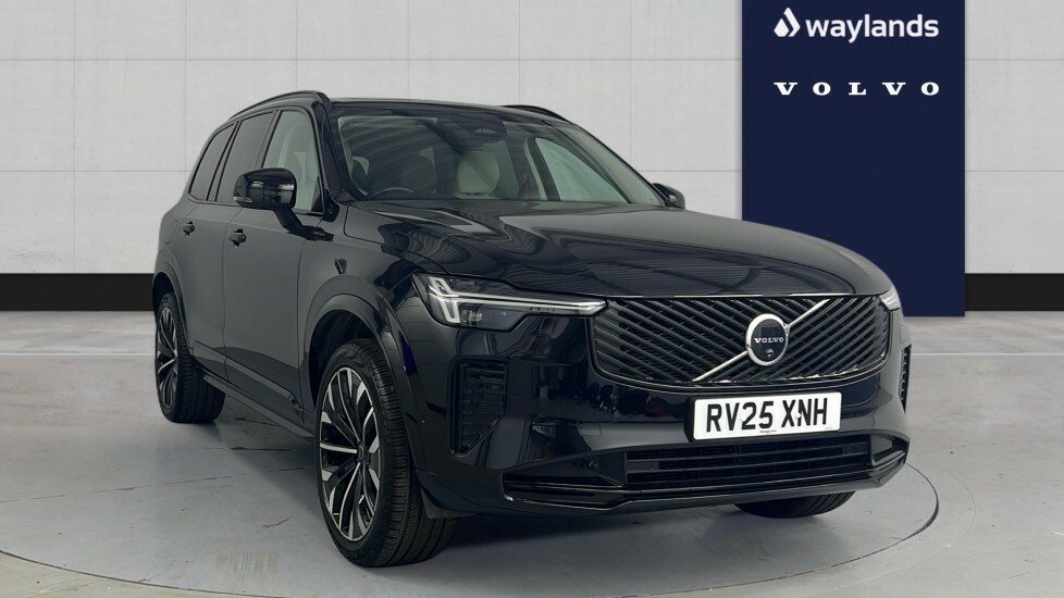 Volvo XC90 Plus, B5 Awd Mild Hybrid, Dark, 7 Seats Black