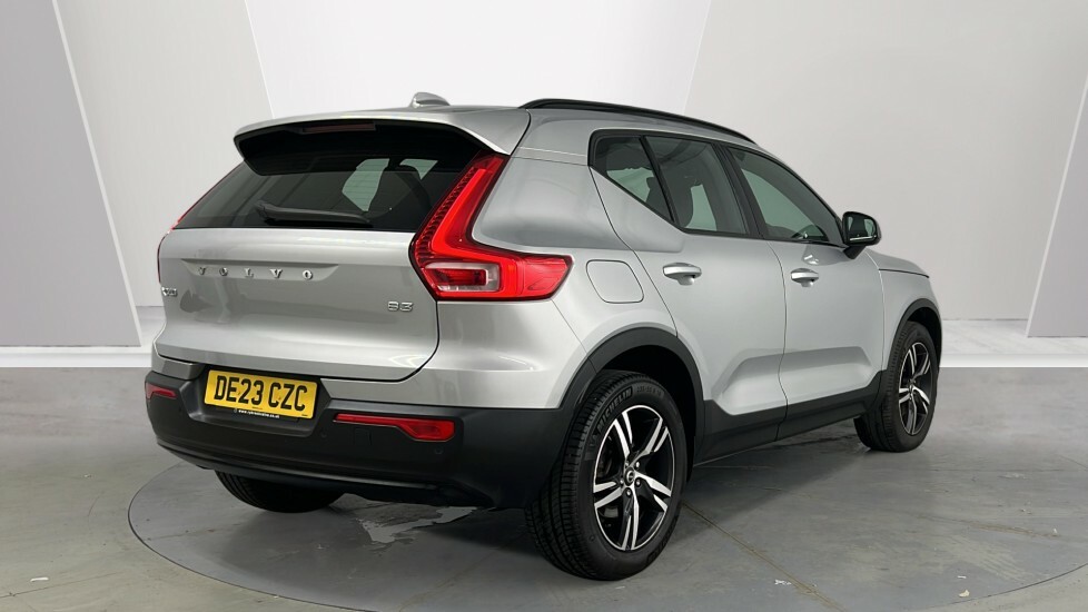 Volvo XC40 Plus, B3 Mild Hybrid, Dark DE23CZC Silver #2