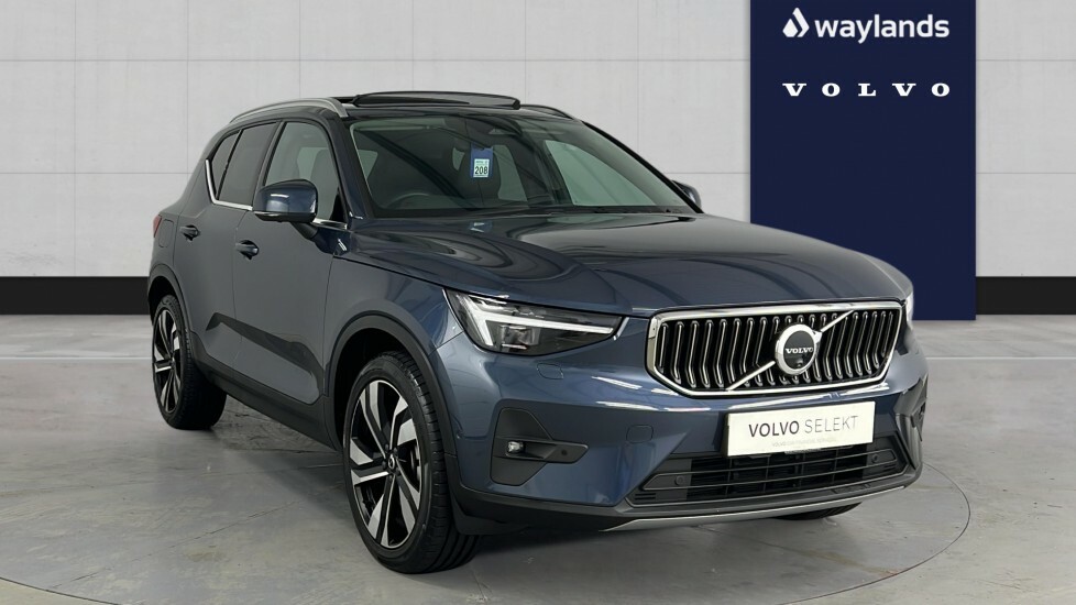 Volvo XC40 Ultra, B4 Mild Hybrid, Bright Blue