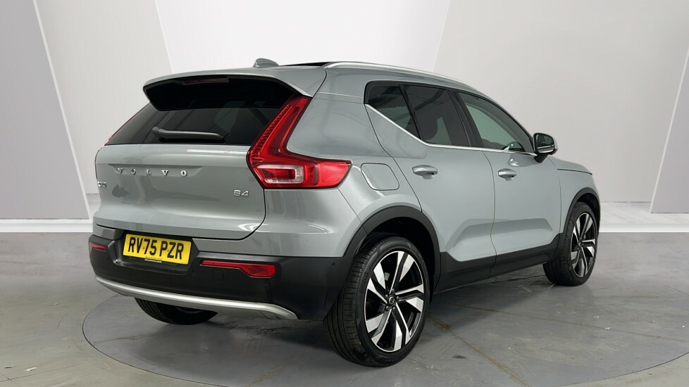 Volvo XC40 Ultra, B4 Mild Hybrid, Bright RV75PZR Grey #2
