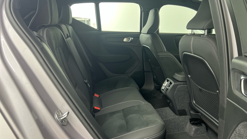 Volvo XC40 B3 Plus, Mild Hybrid, Dark RO75KGP Silver #6