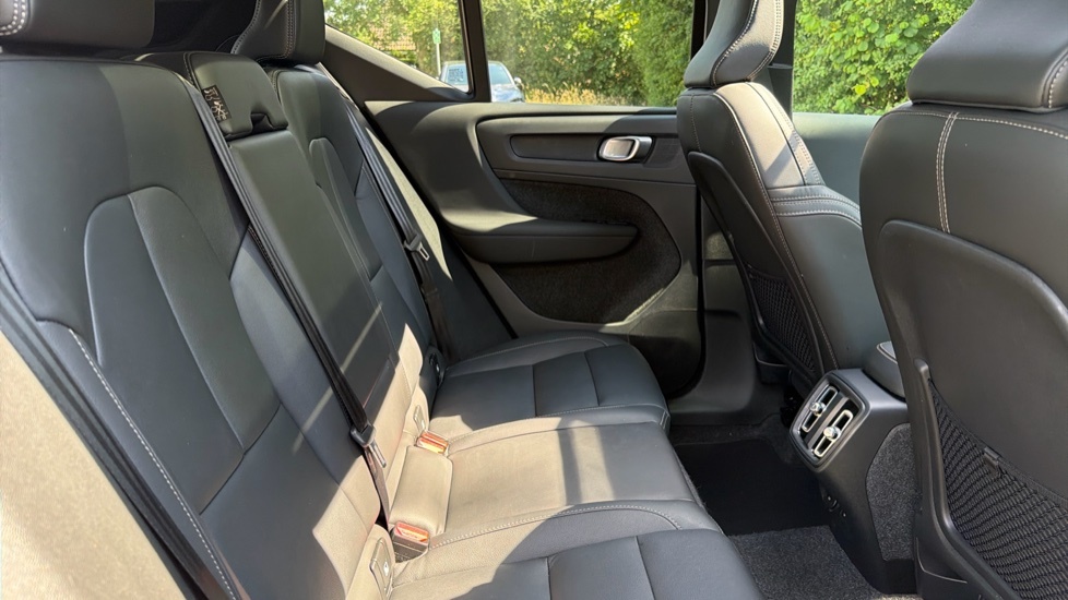 Volvo XC40 Ultra, B4 Mild Hybrid, Bright RF25WOR Grey #6