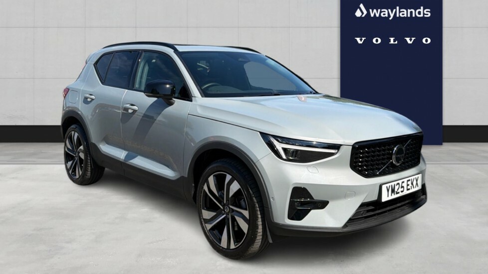 Volvo XC40 Ultra, B3 Mild Hybrid, Dark Grey