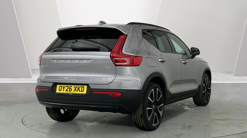 Volvo XC40 Ultra, B4 Mild Hybrid, Dark OY26XKD Silver #2