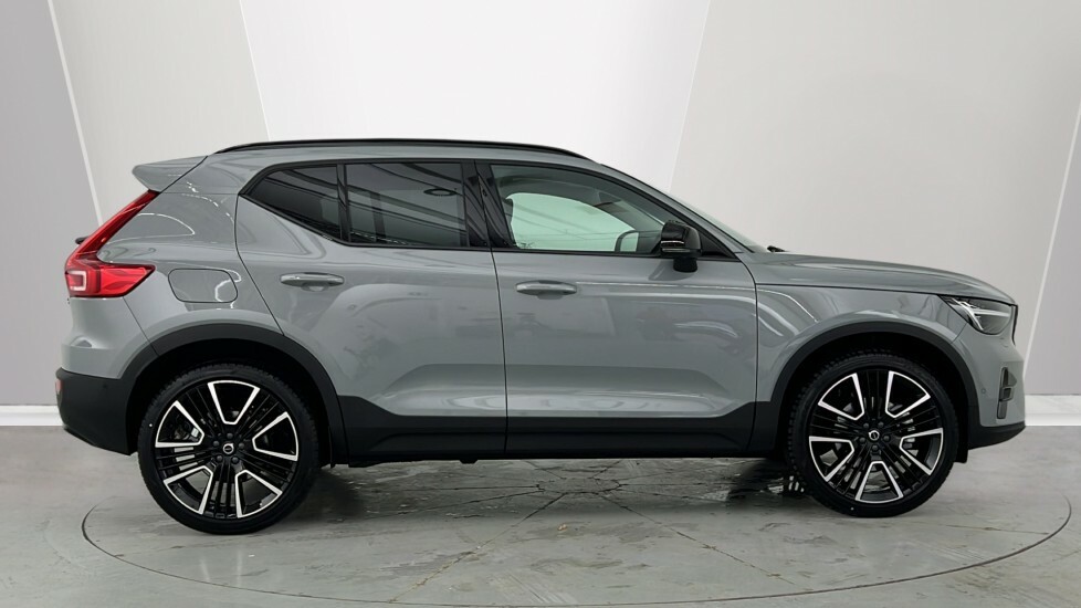Volvo XC40 Ultra, B3 Mild Hybrid, Dark OY26XKC Grey #3
