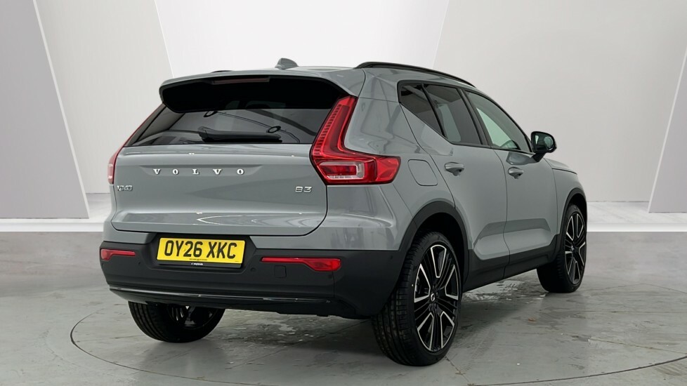 Volvo XC40 Ultra, B3 Mild Hybrid, Dark OY26XKC Grey #2