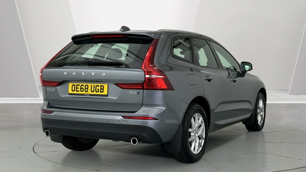 Volvo XC60 D4 Awd Momentum Pro Grey #2