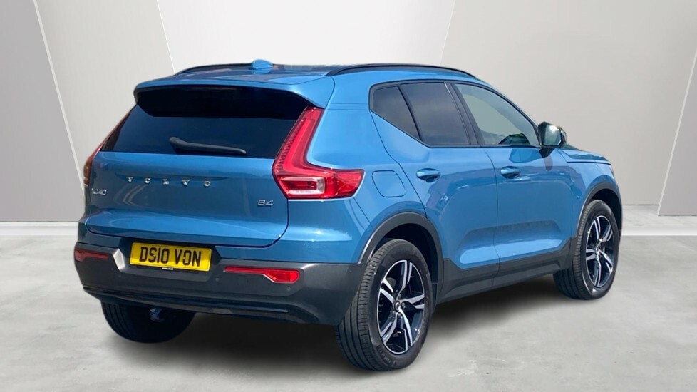 Volvo XC40 Plus, B4 Mild Hybrid, Dark Blue #2